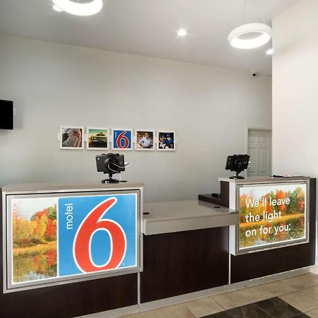 Motel 6-Lexington, Ky - Airport Zewnętrze zdjęcie