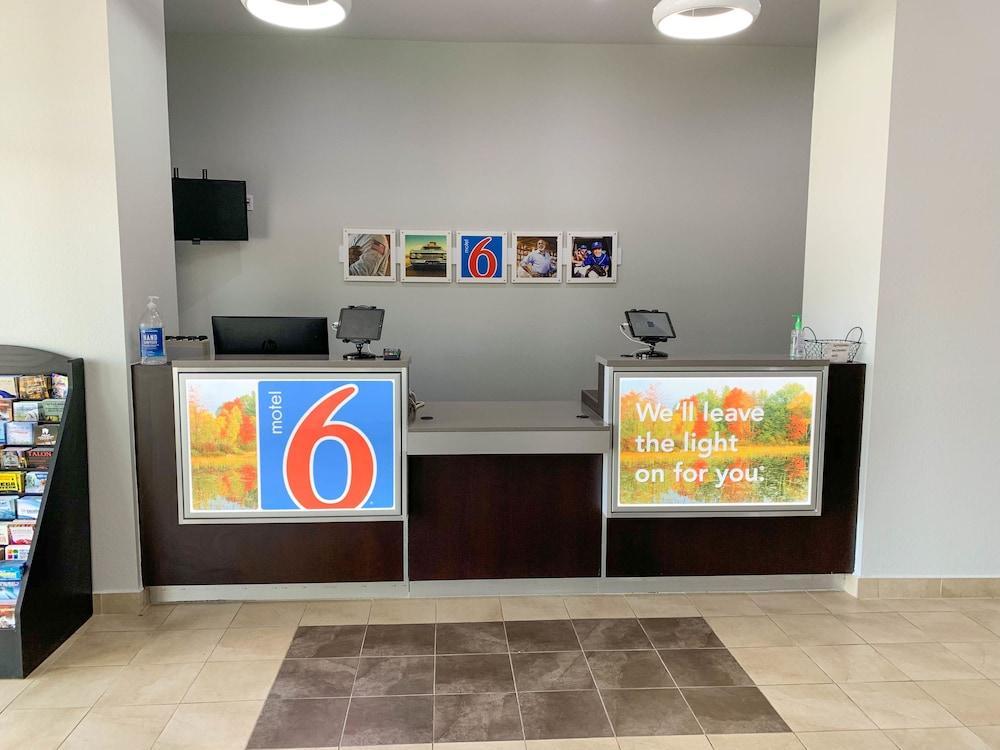 Motel 6-Lexington, Ky - Airport Zewnętrze zdjęcie