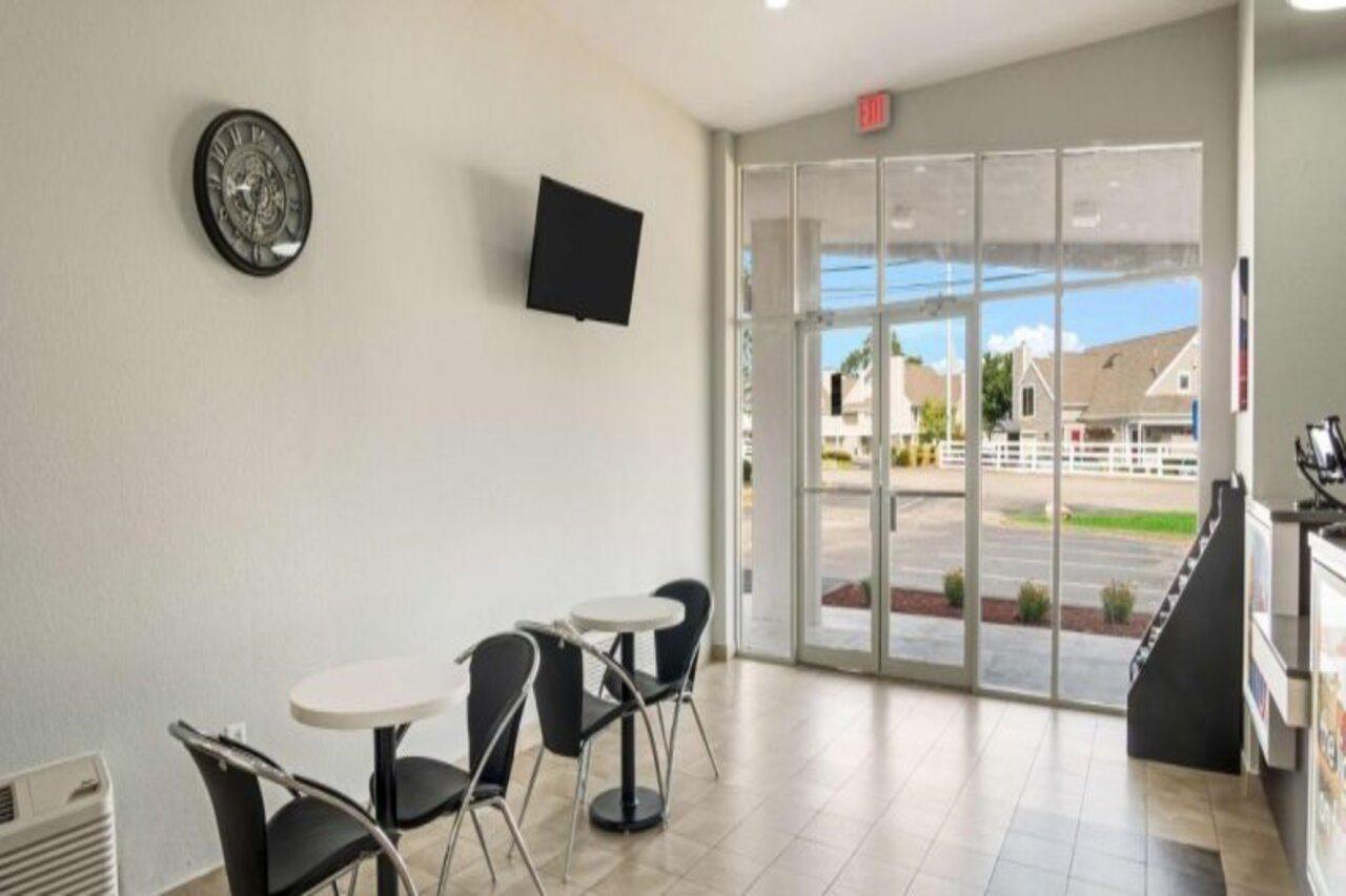 Motel 6-Lexington, Ky - Airport Zewnętrze zdjęcie