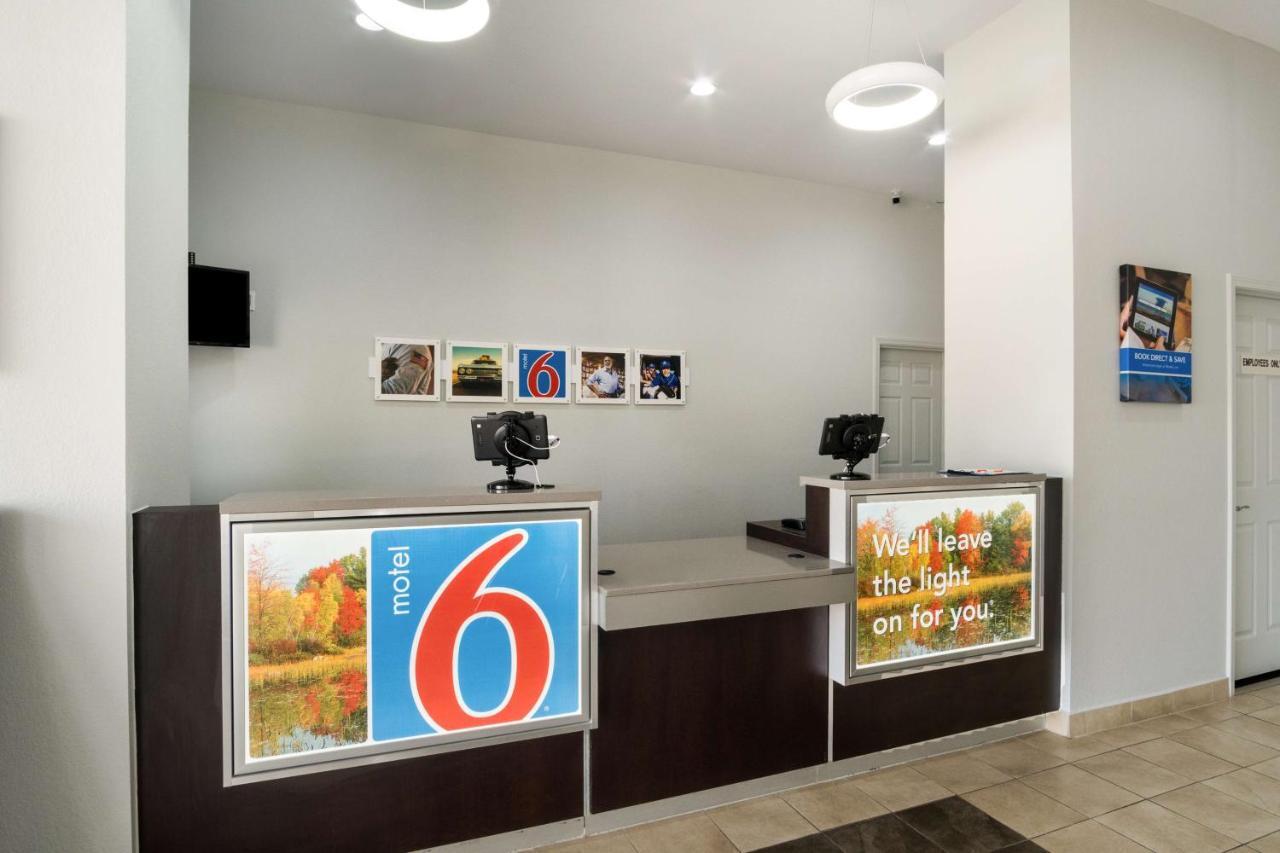 Motel 6-Lexington, Ky - Airport Zewnętrze zdjęcie