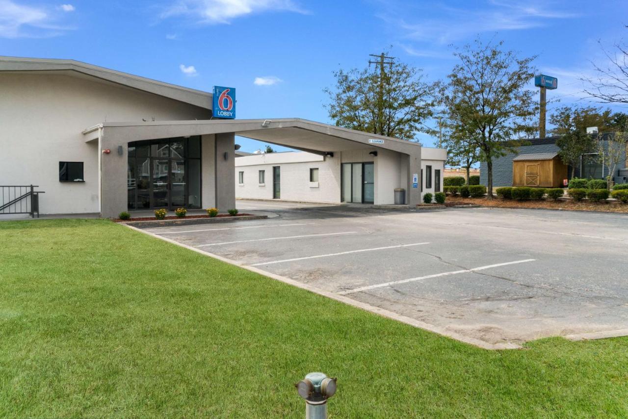 Motel 6-Lexington, Ky - Airport Zewnętrze zdjęcie