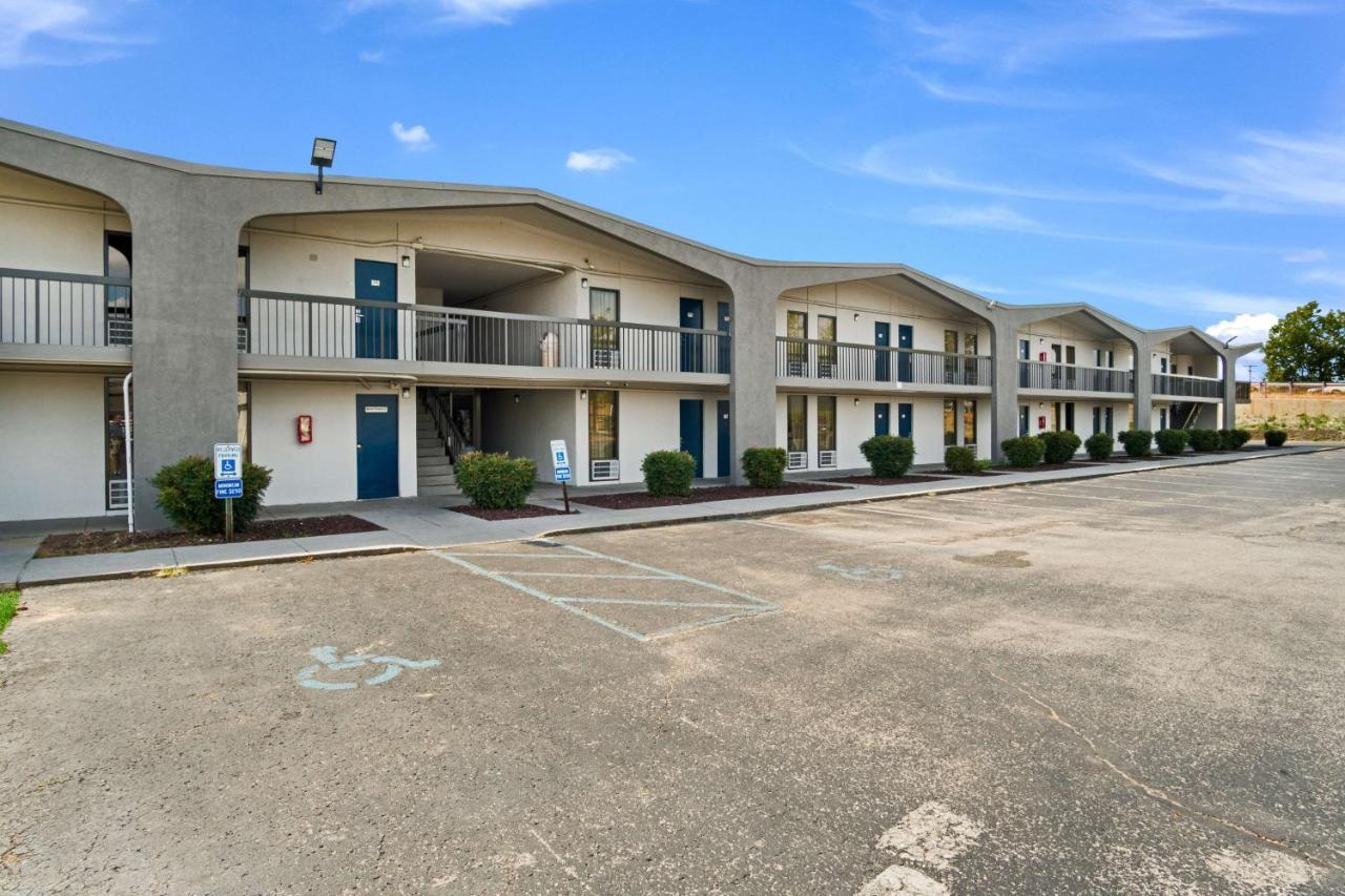 Motel 6-Lexington, Ky - Airport Zewnętrze zdjęcie