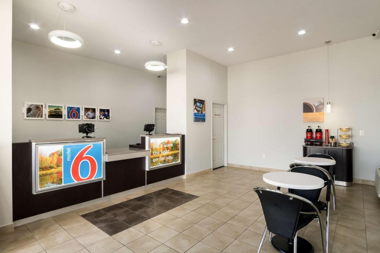 Motel 6-Lexington, Ky - Airport Zewnętrze zdjęcie